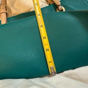 Kate Spade Soft Teal Preowned Shoulder Bag  with Pebbled Leather
